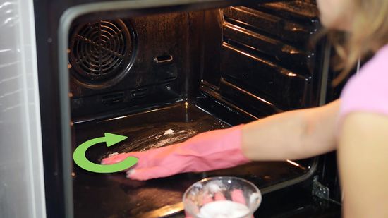 How to Clean an Oven with Baking Soda: 11 Steps (with Pictures)